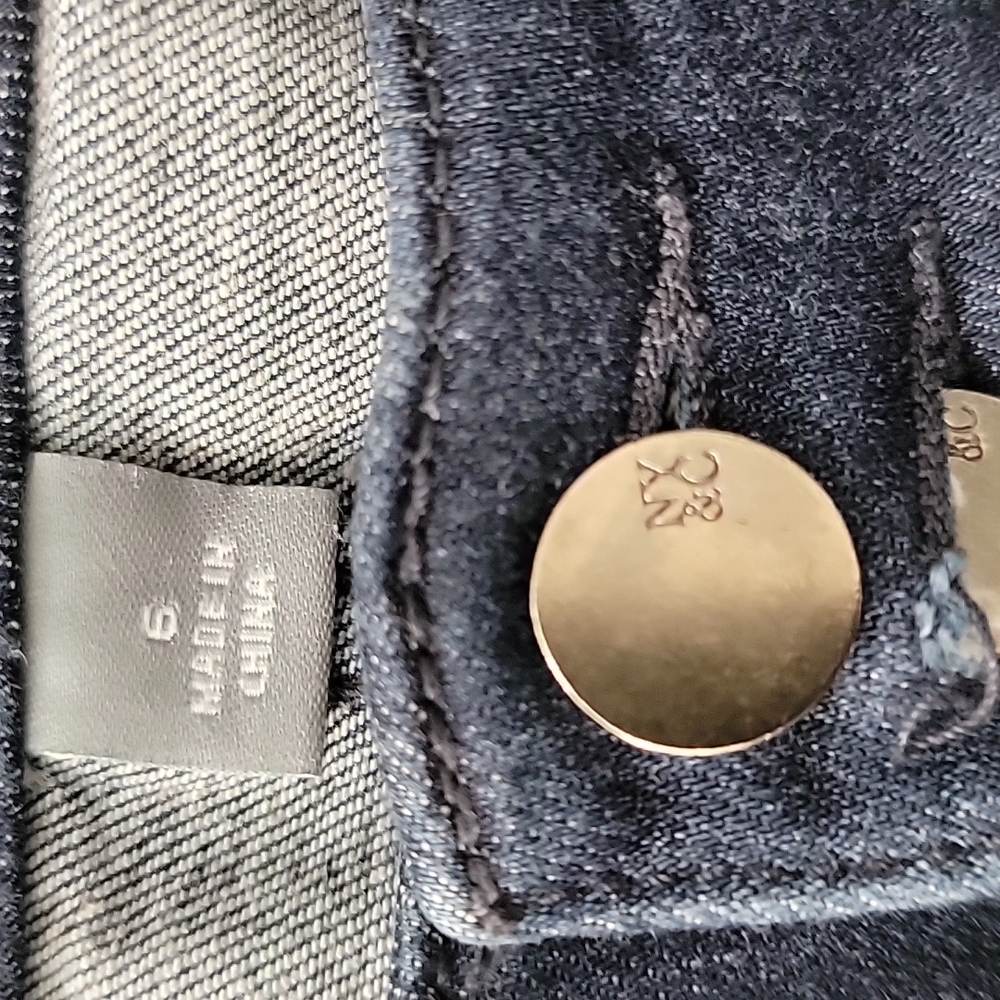 Women's SoHo Cropped boyfriend Jeans, New York & Co. - Picture 6 of 6